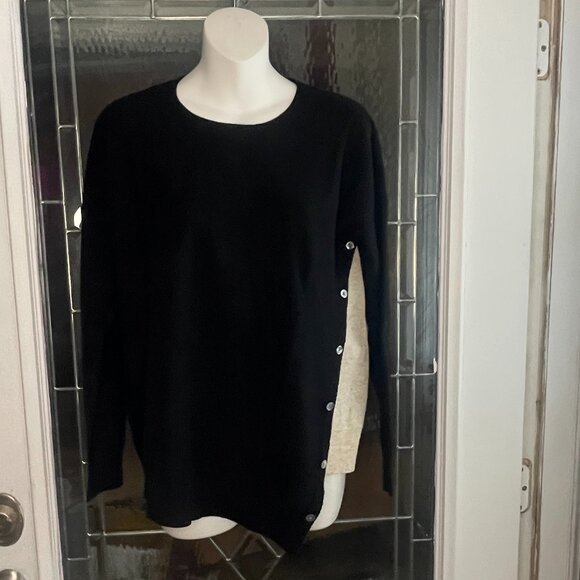 DKNY Pure Merino Wool/Silk/Cash mere Crewneck Sweater Black & Tan Layered Small - Picture 1 of 6
